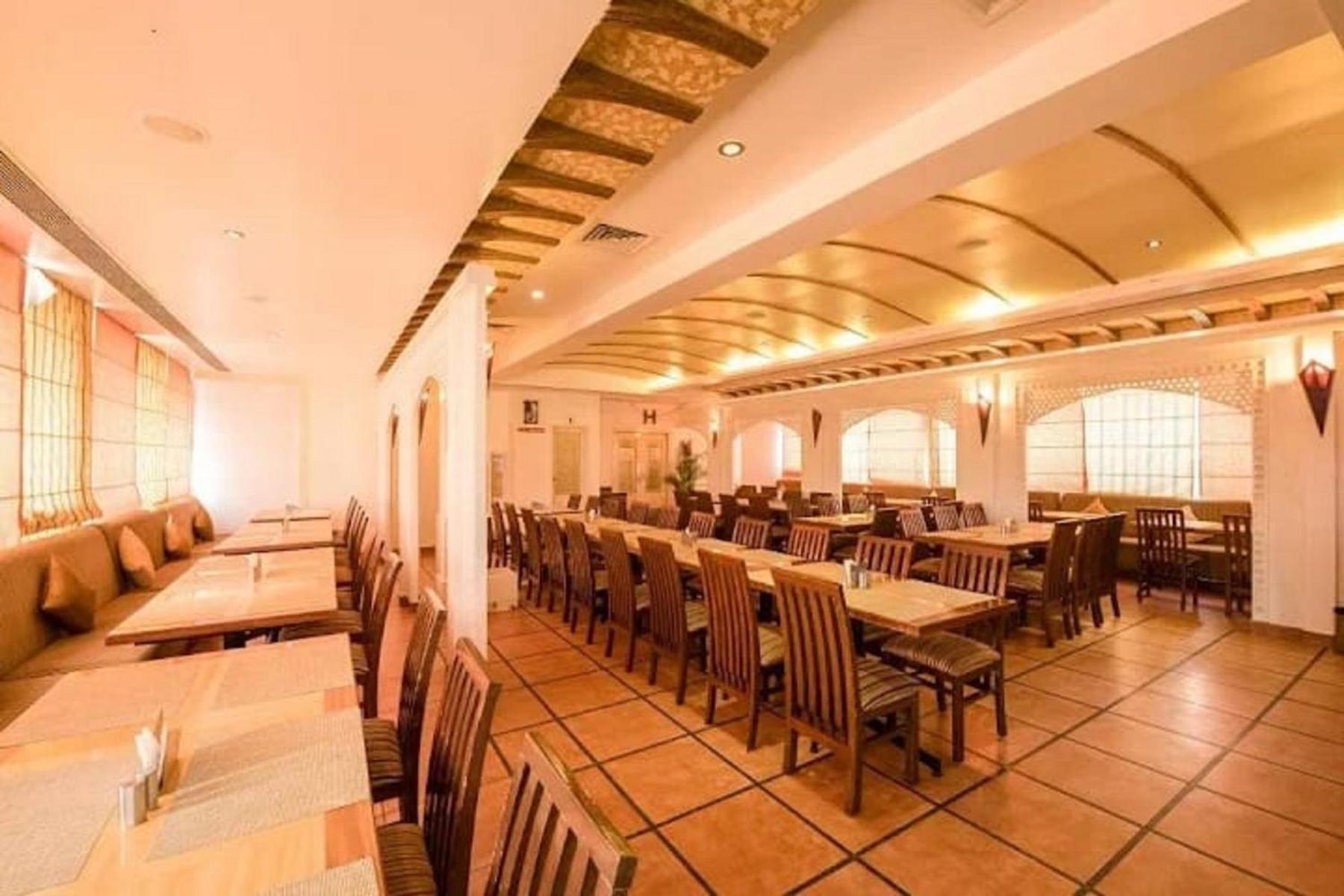 Hotel Silicrest Bangalore Bagian luar foto
