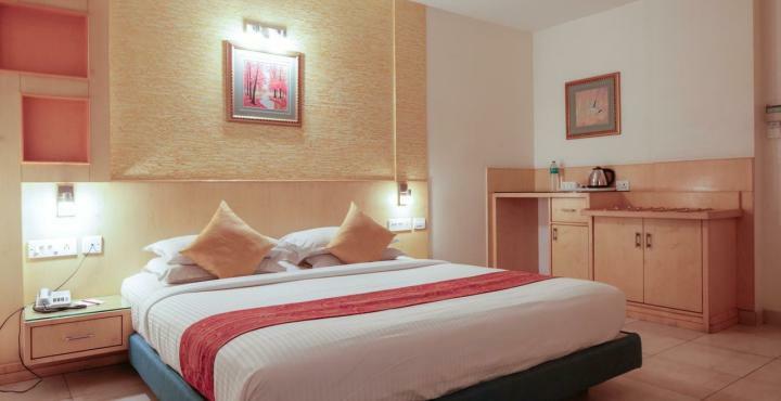 Hotel Silicrest Bangalore Bagian luar foto