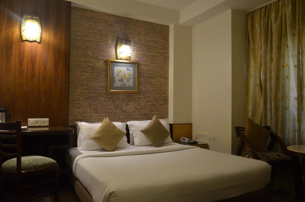 Hotel Silicrest Bangalore Bagian luar foto