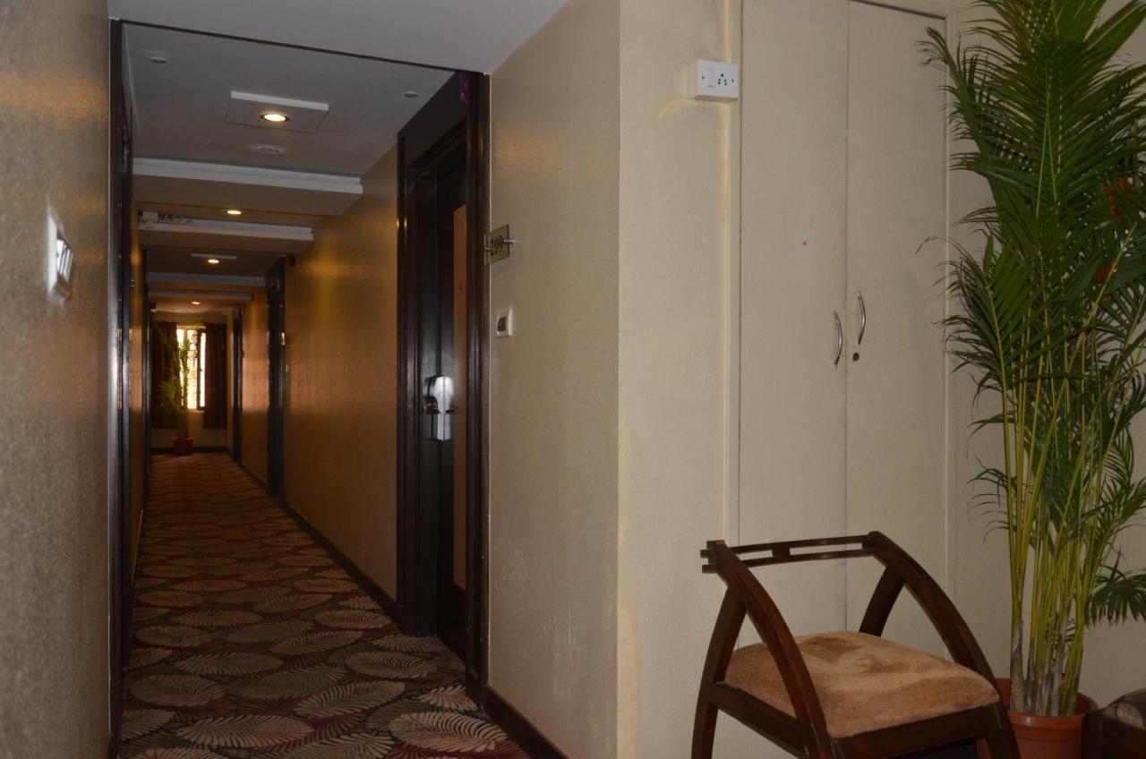 Hotel Silicrest Bangalore Bagian luar foto
